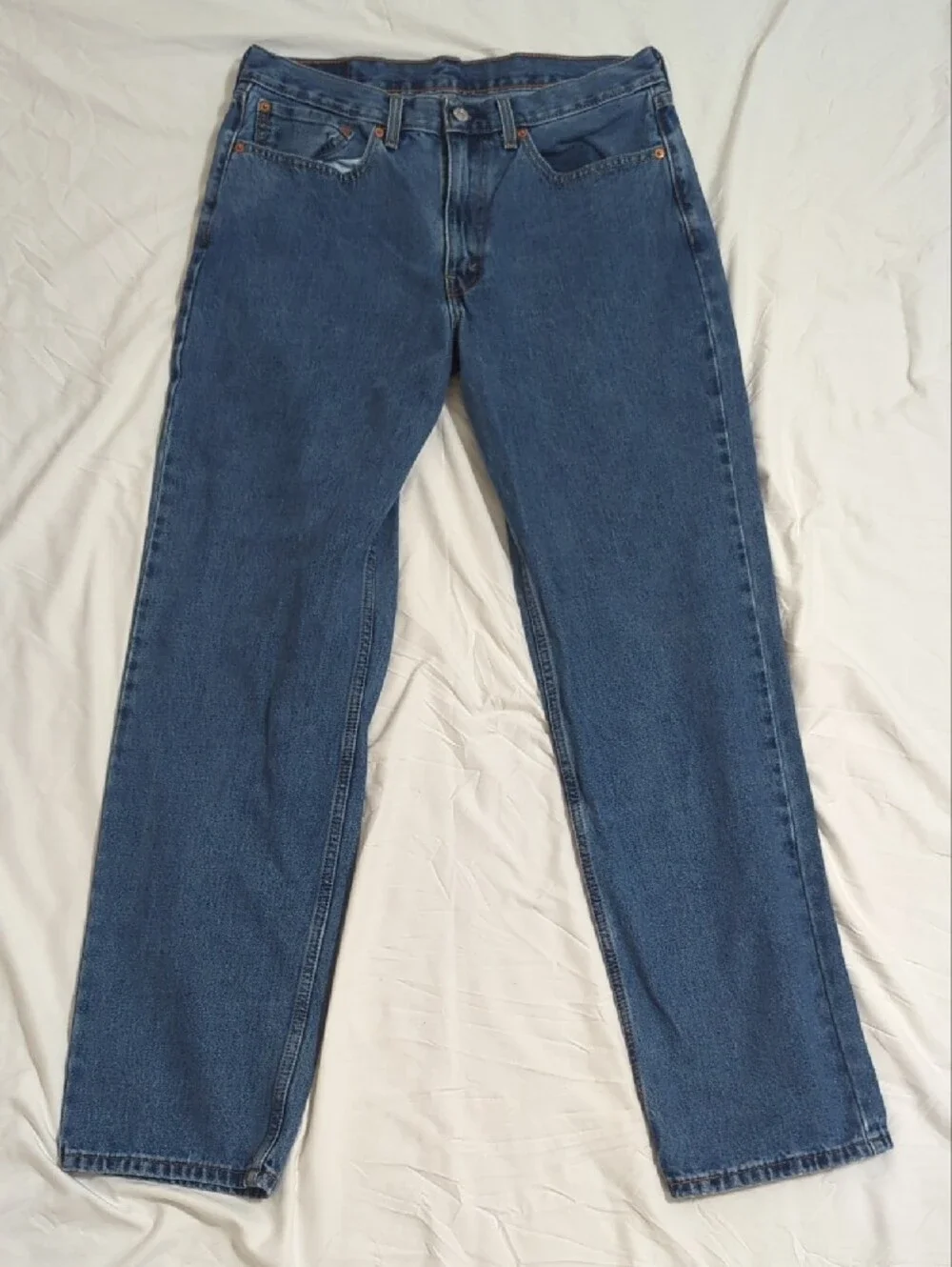Levi’s Men’s 550 Relaxed Fit Jeans, Color Medium Stonewash Size 34x34